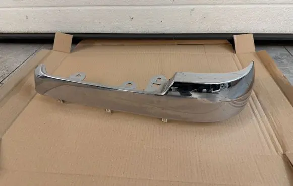 Volkswagen Amarok II Bumper support mounting bracket corner N1XB17K824C