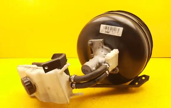 Mercedes-Benz Vito Viano W639 Brake booster A6394300408