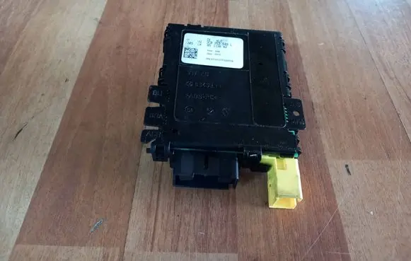 Volkswagen PASSAT B6 Light module LCM 3C0953549L 05113842