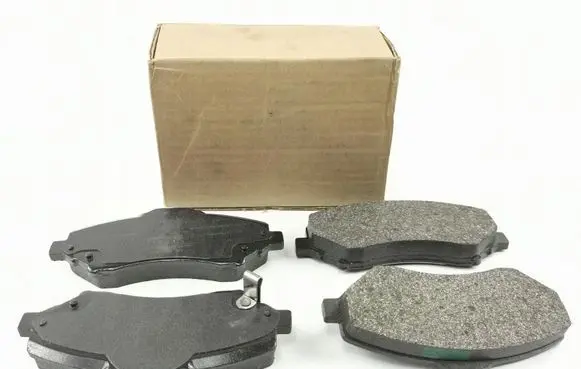 Fiat Freemont Brake pads (front) 68029263AA