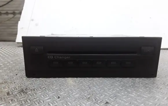 CD/DVD changer