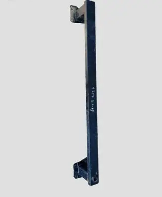 Volkswagen Touran I Rear bumper cross member 1T0807305F