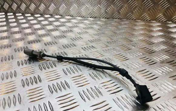 Volkswagen PASSAT B6 Camshaft position sensor