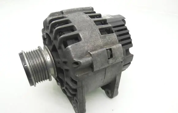 Opel Vectra B Generator/alternator SG12B015 038903023S 2542237D