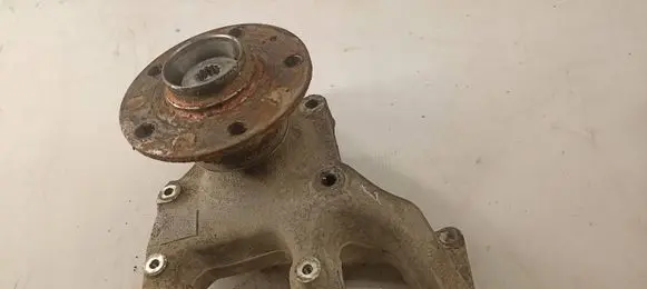 Volkswagen PASSAT B6 Rear wheel hub spindle/knuckle 052753D 0339210