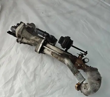 Peugeot 4007 EGR valve cooler 9681677780 190058001