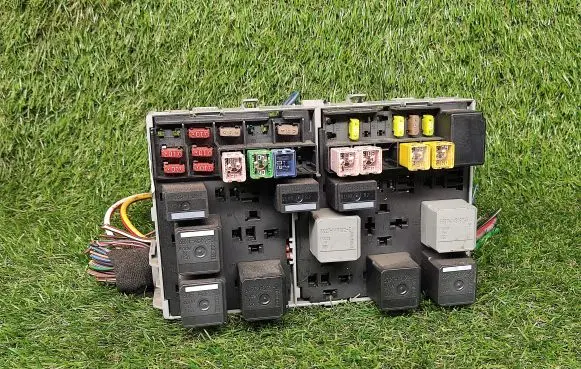 Ford Transit Fuse module 6G9T14B192DA 6G9T14B192EA