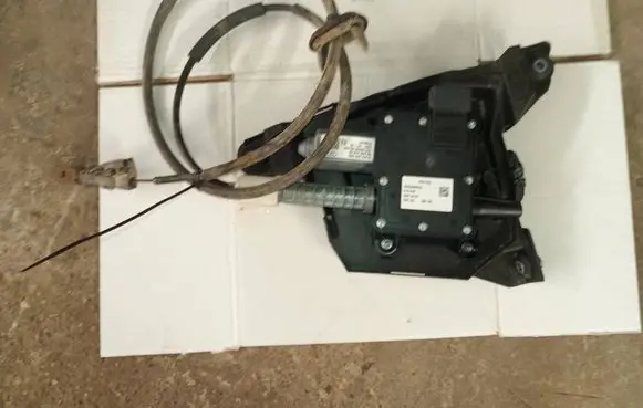 Citroen C4 Grand Picasso Hand brake control module a2c53092224