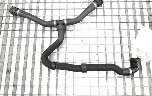 BMW 5 G30 G31 G38 Engine coolant pipe/hose 8747913