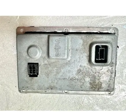 Volkswagen PASSAT B6 Xenon control unit/module 73160087J