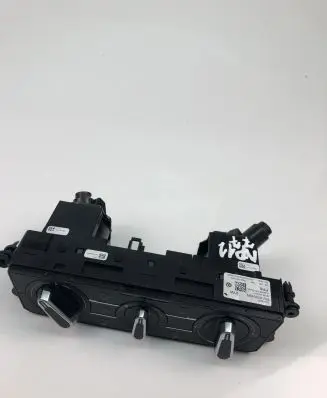 Volkswagen T-Roc Interior fan control switch 2G1820045N