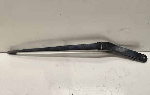 Front wiper blade arm