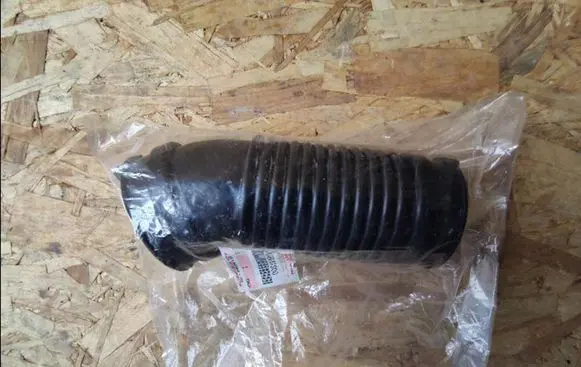 Suzuki Swift I Turbo air intake inlet pipe/hose 1376681S00