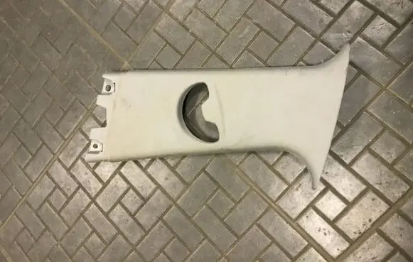 BMW 1 E81 E87 (B) pillar trim (top) 51437070243