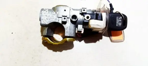 Subaru Legacy Ignition lock 88215ag000 x1t25971