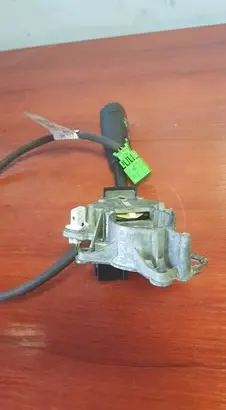 Mercedes-Benz E W210 Indicator stalk 2105450110