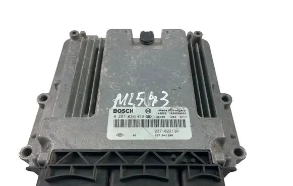 Renault Clio IV Engine control unit/module 237102213R 0281030439