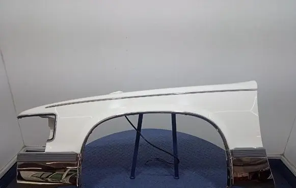 Cadillac Fleetwood Fender 