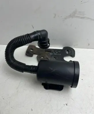 Active carbon filter fuel vapour canister