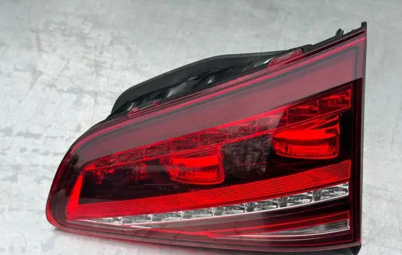 Volkswagen Golf VII Tailgate rear/tail lights 5G0945308F 81240201