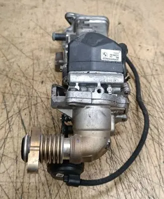 BMW 5 F10 F11 EGR valve cooler 1171782235003 11717822350 7822350