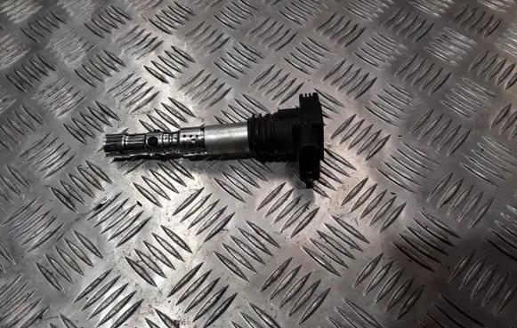 Audi TT Mk1 High voltage ignition coil 06A905115A