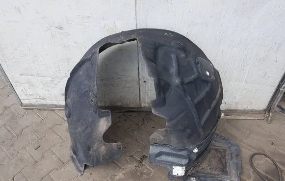 Volkswagen Touran II Front arch III4G0821133DIII 4G0821133D
