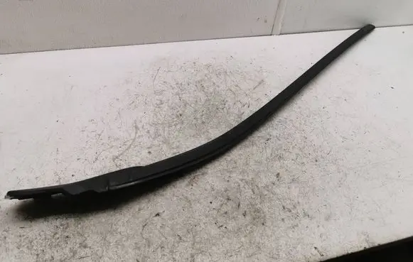 Volvo V40 Windshield trim 31378572