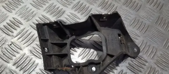 Audi A6 S6 C5 4B Fender mounting bracket 4b0853922b