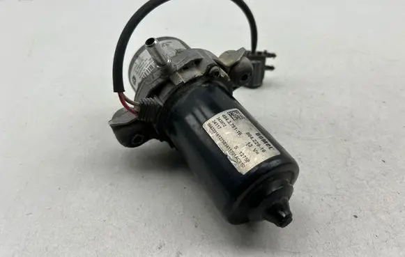 Vacuum pump
