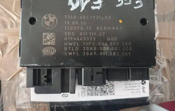 BMW 5 F10 F11 Tow bar trailer control unit/module 12037315 0194443323
