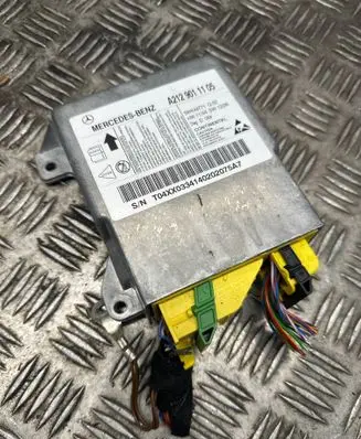 Mercedes-Benz E W212 Airbag control unit/module A2129011105 5WK44771