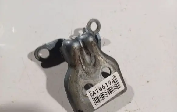 Mazda 2 Front door upper hinge 