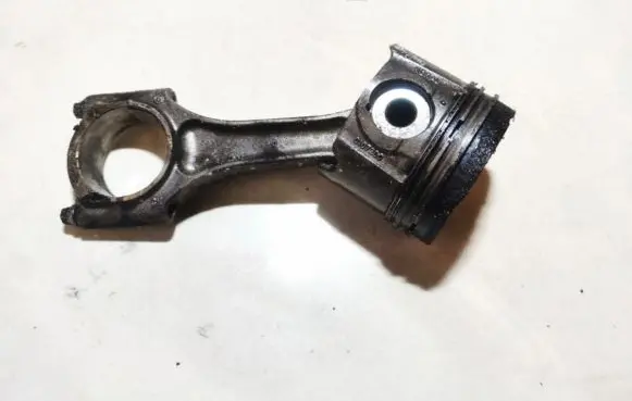 Opel Astra G Piston with connecting rod R90400 078
