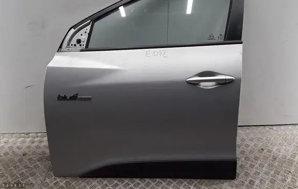 Hyundai ix35 Front door 760032Y011 76003 COLORRAH
