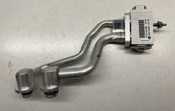 Audi Q7 4M Air conditioning (A/C) expansion valve 4M0816181A 4M0816725D 4M0816727D