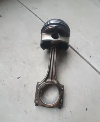 Volkswagen PASSAT B6 Piston with connecting rod 06BH0 BHS BLR