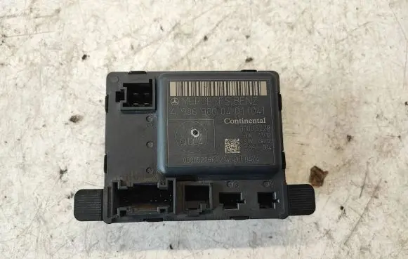 Mercedes-Benz Sprinter W906 Door control unit/module A9069000401 00005228