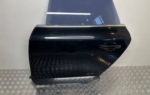 Rear door