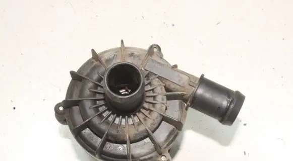 Volkswagen ID.3 Electric auxiliary coolant/water pump 1EA965567K