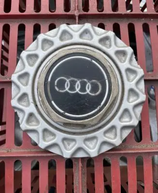 Audi 80 90 S2 B4 Original wheel cap 443601165B