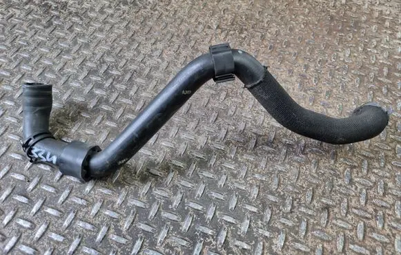 Audi Q3 F3 Engine coolant pipe/hose 5QN122157AD