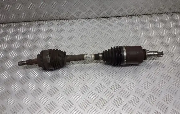 Nissan Kubistar Front driveshaft 8200535798