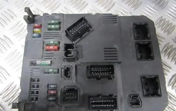 Peugeot 206 Comfort/convenience module