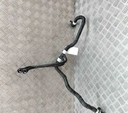 Tesla Model Y Engine coolant pipe/hose 164766500E