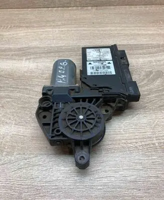 Audi A4 S4 B6 8E 8H Rear door window regulator motor 8E0959802A 5WK47011BBF