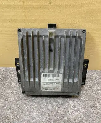 Renault Scenic II - Grand scenic II Engine control unit/module 8200326910 80510474 8200259832
