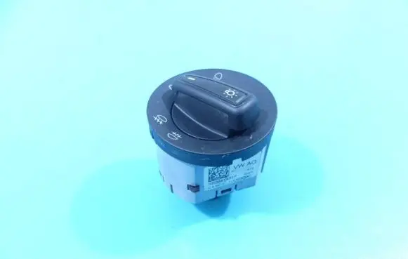 Skoda Fabia Mk3 (NJ) Light switch 5E0941431F IMPRK993742