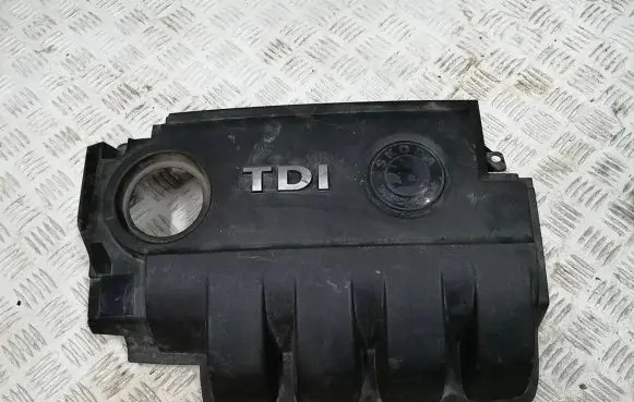 Volkswagen Jetta V Engine cover (trim) 03G103967N 03G103967J 03G103967