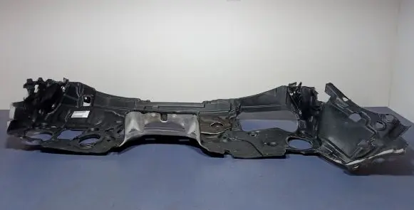 Engine bonnet/hood sound/heat insulation